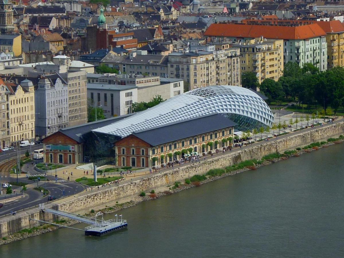 Appartement Danube Bank With Sauna/a.c *
